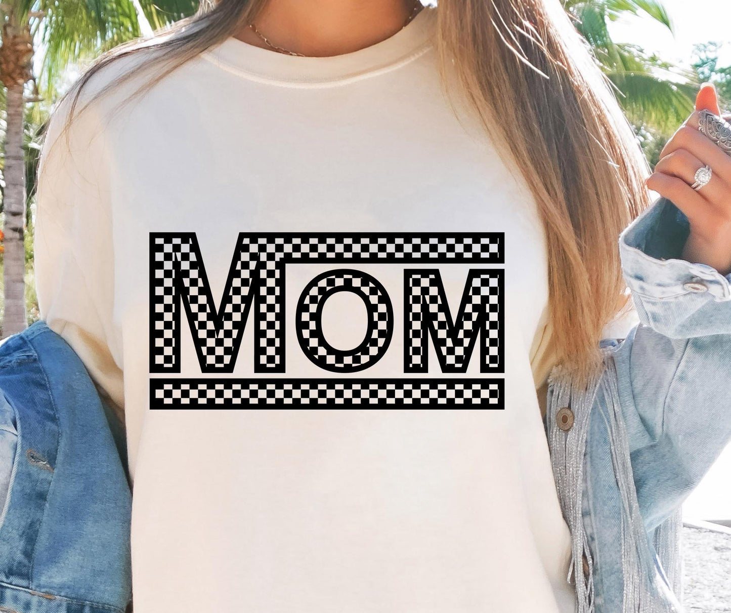 CHECKERED MOM SVG and PNG, Retro Font T-shirt Design, Svg Files For Cricut, Silhouette, Digital Download (1)